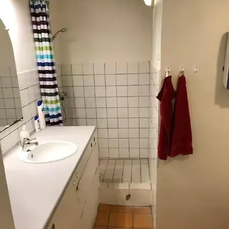 Gæstehus Charming Close To And E45